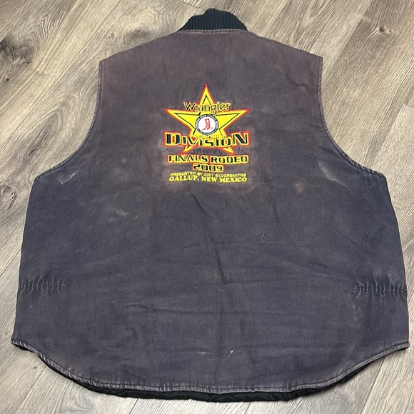 Wrangler Division Finals Rodeo Vest size large - Picture 1 of 6